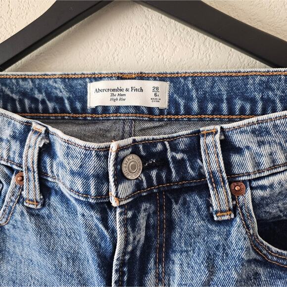 Abercrombie & Fitch Blue Mom High Rise Jeans - Picture 2 of 4